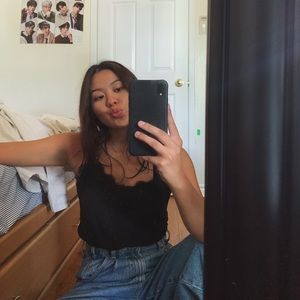 Meet your Posher, Celine